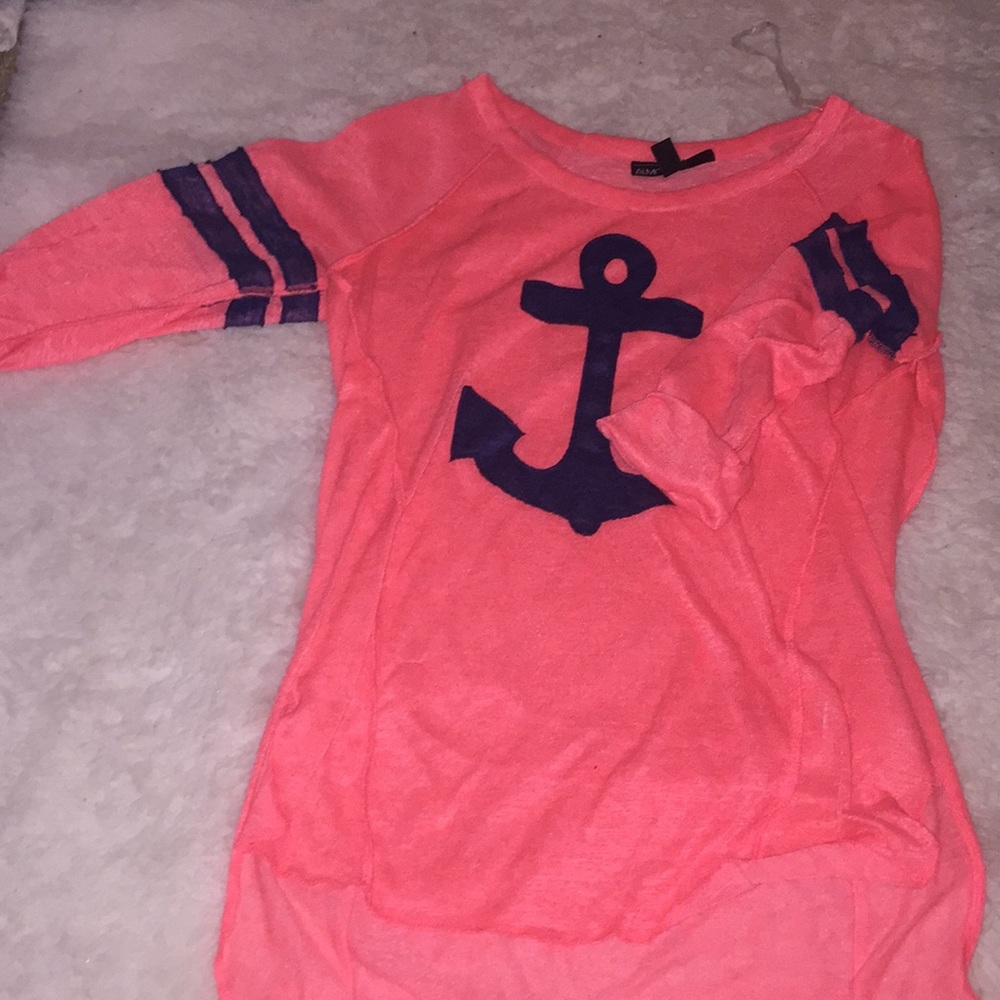 Pink and navy blue quartet sleeve shirt